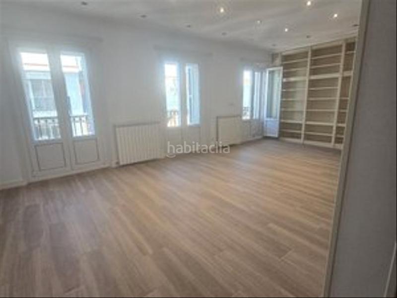 Foto 5914104e-a989-4985-b88d-1b581f6c021b. Alquiler piso  exterior, recién reformado, cocina equipada casa sin amueblar en Madrid