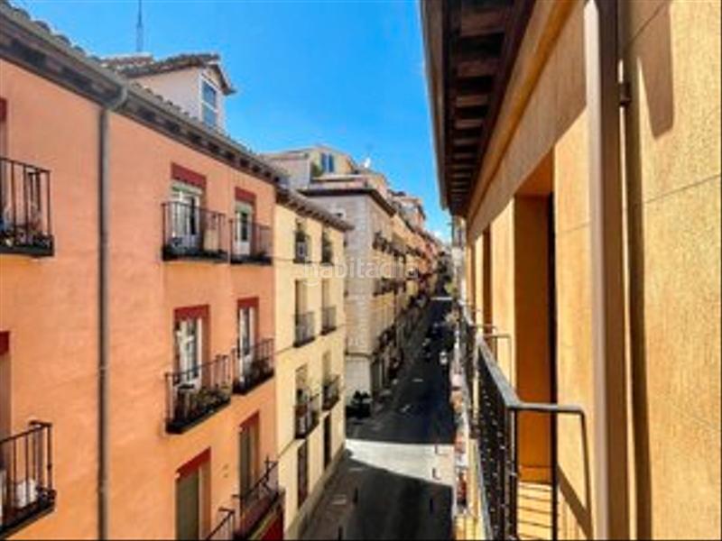 Foto d045bb1f-a785-4460-b315-1c32fa4ec2c3. Pis amb calefacció a Cortes-Huertas Madrid