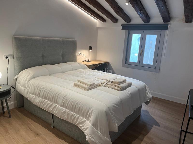 Foto de41d2ab-c46e-4eb4-a2f2-e07fbe6870dc. Pis amb calefacció a Cortes-Huertas Madrid