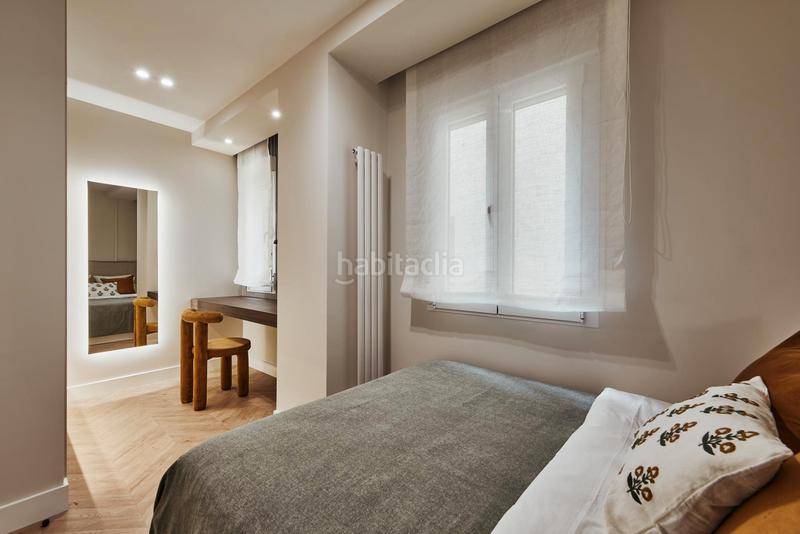 Foto dc0a975b-7938-423f-a54f-642737ab6329. Piso precioso piso recien reformado , exterior en Madrid