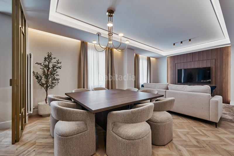 Foto a3381a6d-656f-4eda-99e4-e848a309fc98. Piso  exterior, recién reformado, completamente amueblado y equipado en Madrid