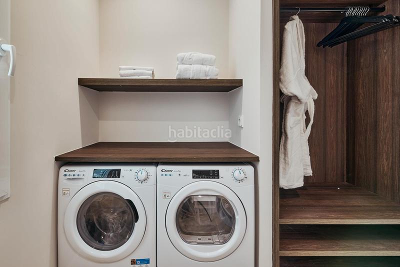 Foto b3026f9e-f629-4e22-8473-6528938033aa. Piso  exterior, recién reformado, completamente amueblado y equipado en Madrid