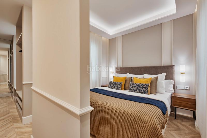 Foto e69b7476-2620-4abf-8f54-7753e9af22fd. Piso  exterior, recién reformado, completamente amueblado y equipado en Madrid