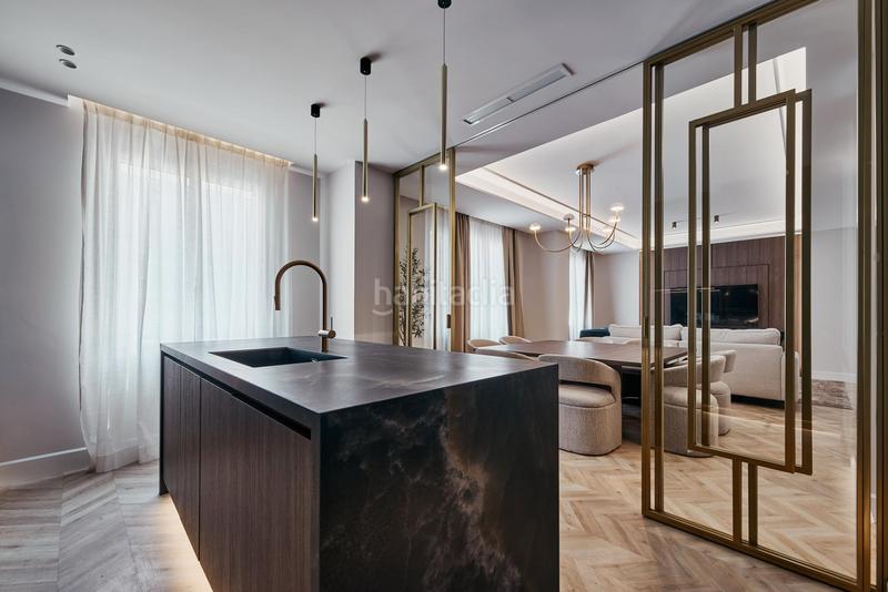 Foto ede9066e-2a32-40d5-91bf-4985f2ba1147. Piso  exterior, recién reformado, completamente amueblado y equipado en Madrid