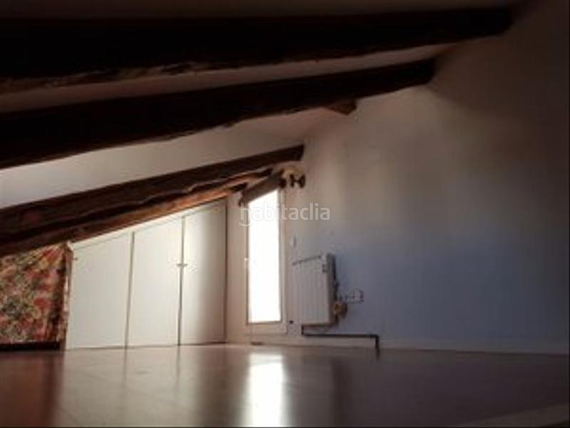 Foto 2410e936-992b-4ce8-ab4a-c1cd0d2dd322. Affitto duplex con riscaldamento in Cortes-Huertas Madrid