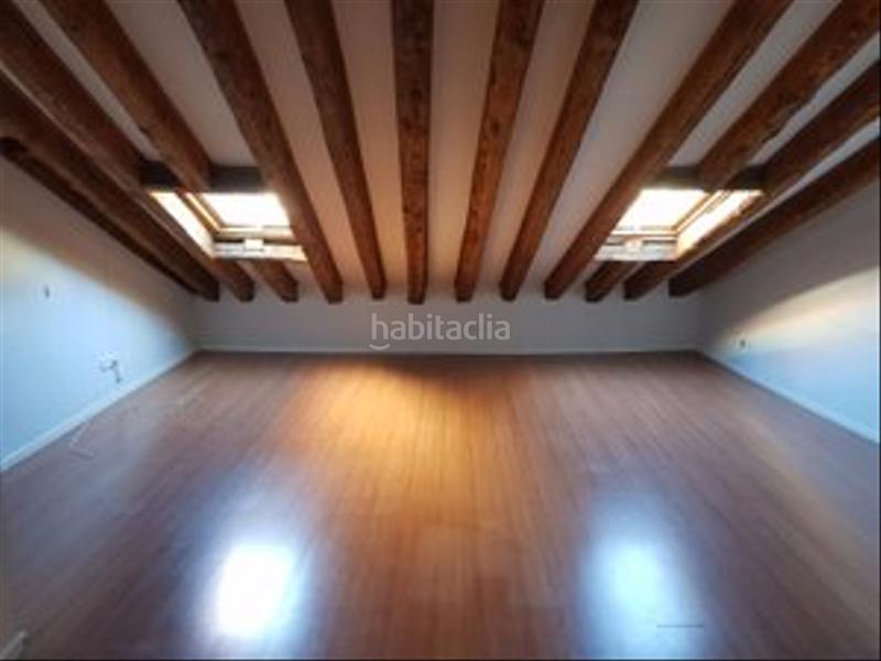 Foto bf82659d-16b2-4a9e-9640-d68694b07d4a. Affitto duplex con riscaldamento in Cortes-Huertas Madrid