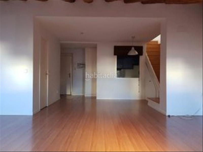 Foto 38427e70-2890-49ba-b1e9-a2345b2fa27c. Rent duplex with heating in Cortes-Huertas Madrid