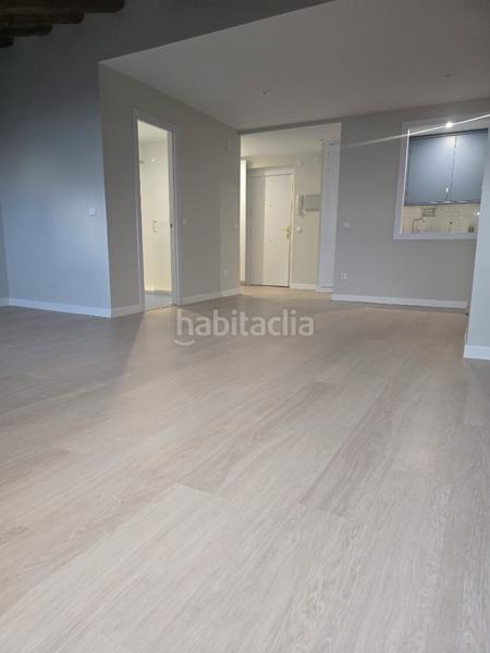 Foto bac652d1-70bb-4c87-a493-418ff5337435. Affitto duplex con riscaldamento in Cortes-Huertas Madrid