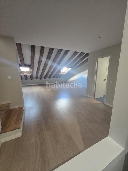 Foto 9d1117f5-f6f1-445f-a942-9bbfebfbdbb1. Alquiler dúplex precioso apartamento duplex , 4 plamnta sin ascensor, sin amueblar en Madrid