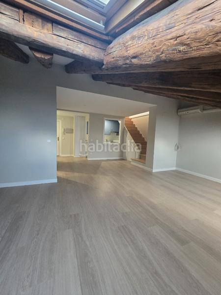 Foto 5d601953-3dec-42da-909e-9d30ada392fd. Location duplex avec chauffage dans Cortes-Huertas Madrid