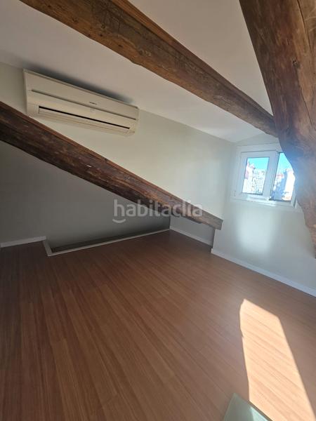 Foto 665fb24a-92e8-4443-8c2c-cb1b96ec72b0. Location duplex avec chauffage dans Cortes-Huertas Madrid
