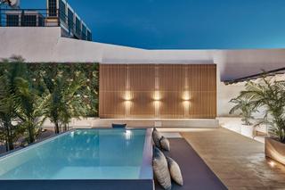 Appartamento  Calle de leganitos. Piso exterior, recién reformado, completamente amueblado y equip