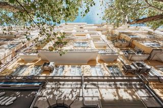 Pis  Calle de la princesa. Piso exterior, recién reformado, completamente amueblado y equip