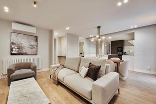 Pis  Calle del general pardiñas. Piso exterior, recién reformado, completamente amueblado y equip