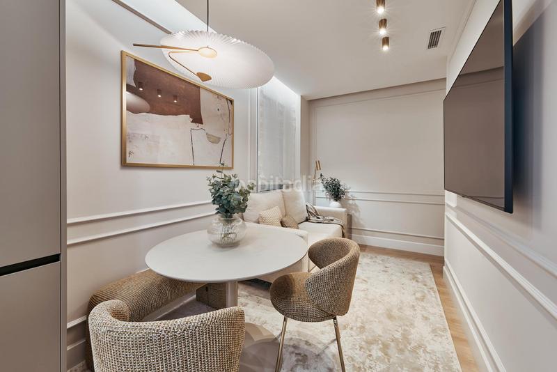 Foto feb11b2f-2e0e-4ca6-adf5-55e50dde7d0f. Piso excelente piso, recien reformando completamente amueblado en Madrid