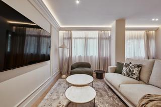 Etagenwohnung in Calle de Ayala