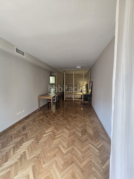 Foto 8734abe5-1f20-4cbc-b6aa-33b7815fd50d. Lloguer loft amb calefacció piscina a San Juan Bautista Madrid