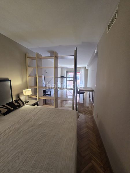 Foto 8d96cc93-1b52-40c8-a8cd-e0db1c1beabc. Lloguer loft amb calefacció piscina a San Juan Bautista Madrid