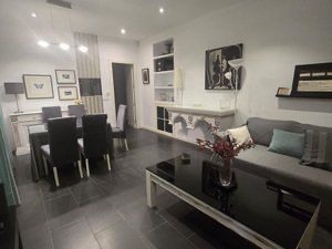 Location Appartement  Calle de francisco silvela. Alquiler mimimo seis meses, maximo 11 renovable