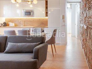 Foto b0b3f3d4-841b-45cb-9bac-13bc6e13cf2b. Pis amb calefacció a Universidad-Malasaña Madrid