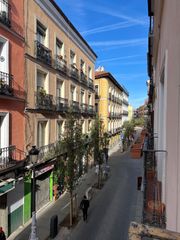 Pis a Calle del Espíritu Santo