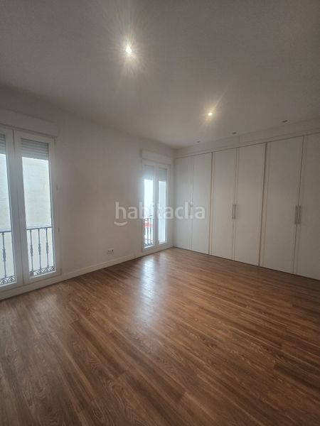 Foto cdc691ee-83d7-41ab-b643-62949c73ab63. Rent flat with heating in Recoletos Madrid