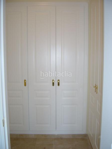 Foto 4521f9c5-74f5-4fab-8522-c48458c37532. Casa adossada amb aparcament piscina a Nagüeles Alto Marbella