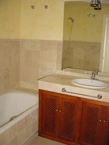 Foto 9ce29b18-db72-431e-bb83-5405fbb5758f. Maison jumelée avec parking piscine dans Nagüeles Alto Marbella