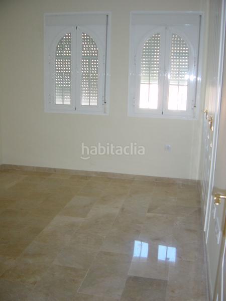 Foto 2570a41f-61f6-4247-a99d-a348391e8877. Semi detached house with parking pool in Nagüeles Alto Marbella