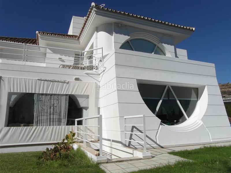 Foto 6c9b6fdd-baf4-4b0e-94ec-1da7f96933ff. Chalet en los arqueros - puerto del almendro Benahavís