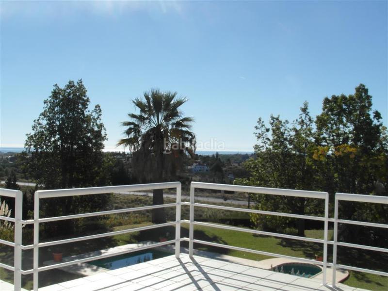 Foto e8ca5759-b9d7-488c-b27b-f65d4cea2e95. Chalet en los arqueros - puerto del almendro Benahavís