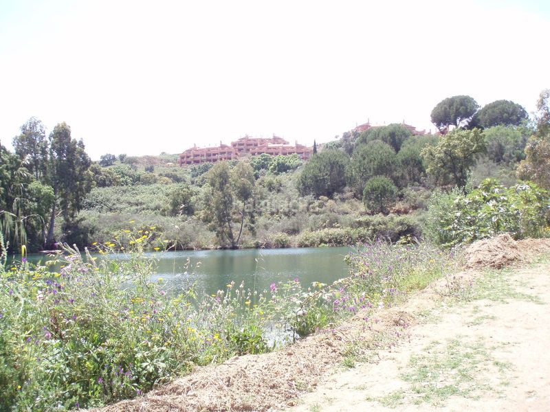 Foto f16eb2fe-f9c7-4c56-bd1d-8c029c854de3. Terreny residencial a la cala Mijas Mijas