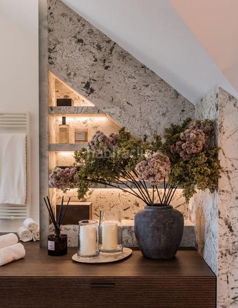 Foto 7497ce0e-7372-45da-bf52-df36513ec9ba. Duplex con parcheggio piscina in Río Real Marbella