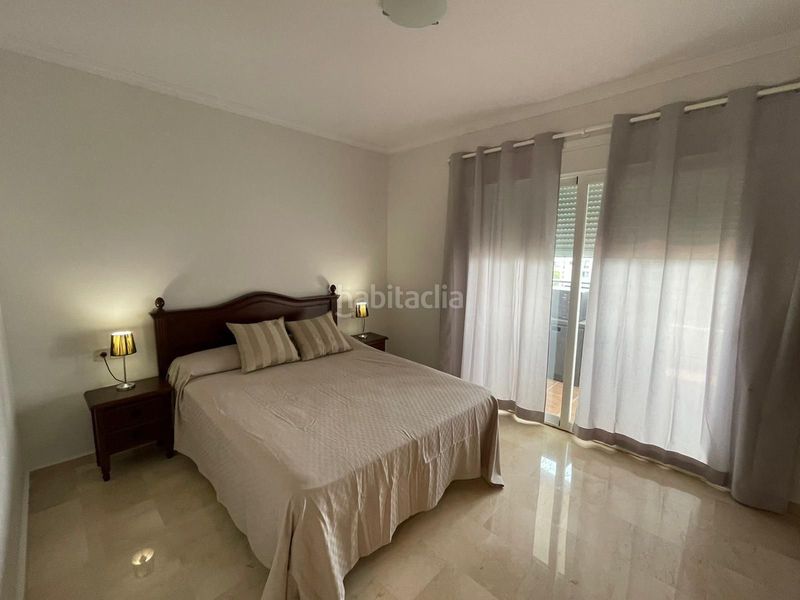 Foto e575041a-45b9-4268-841a-b5cbae3574d7. Àtic amb aparcament piscina a Puerto Banús Marbella