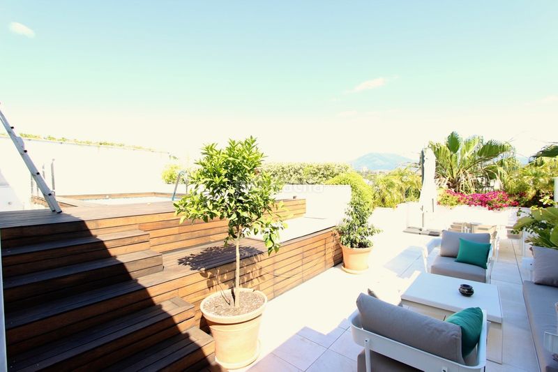 Foto c4e0e3fd-2ca9-45fa-9bce-aac2fa1b35e3. Ático en Puerto Banús Marbella