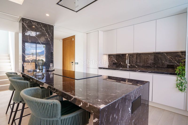 Foto 3c1e9547-e84b-4249-bef7-1aad1c551368. Chalet en Las Brisas Marbella