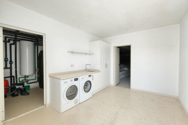 Foto 5607b5c9-6415-41e7-a9b3-477a115b1a94. Chalet avec piscine dans los arqueros - puerto del almendro Benahavís