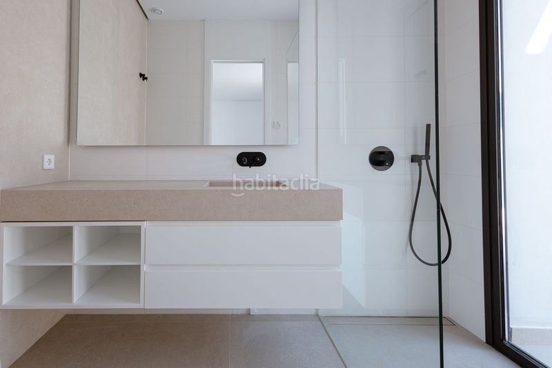 Foto 2c6c441f-e3ea-443f-a842-52ad79c1fea4. Xalet amb aparcament piscina a La Merced Marbella