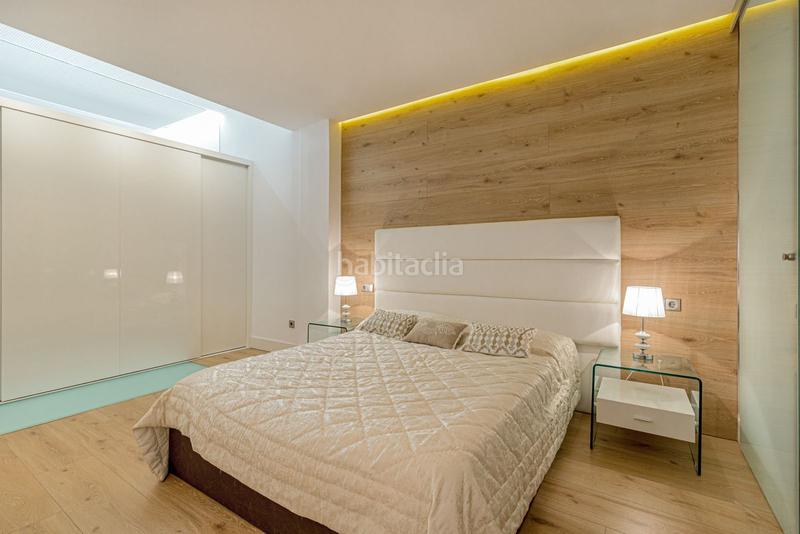 Foto 42f5a2a8-e1bc-4aae-b616-05b6957ec11a. Rent ground floor with parking pool in Puerto Banús Marbella