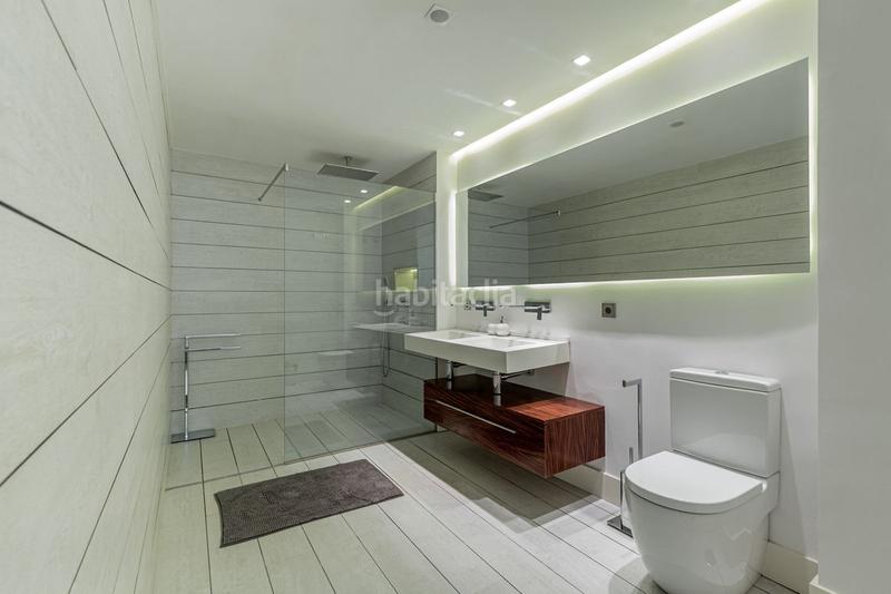 Foto 6c4d5c56-99f6-4a51-8876-da2f02e9e0a9. Rent ground floor with parking pool in Puerto Banús Marbella