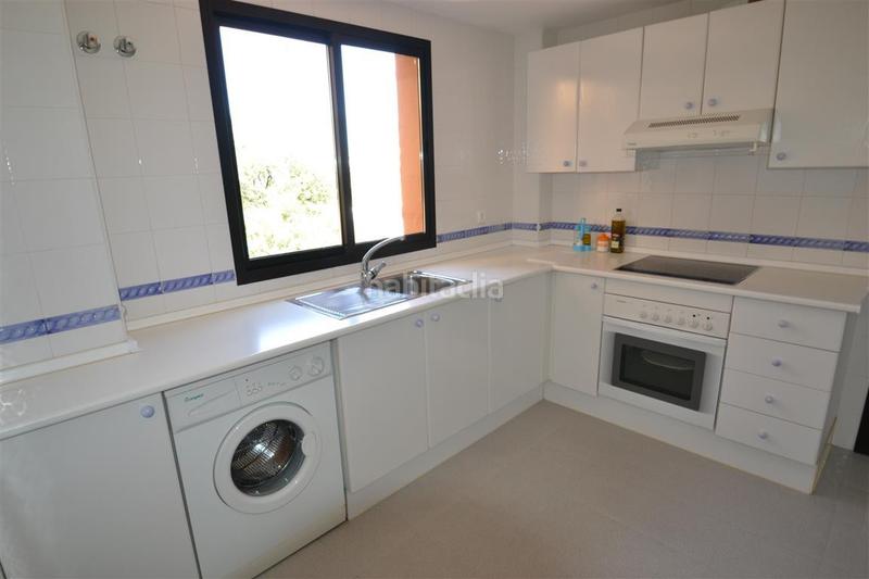 Foto bbed3742-8aa0-4c37-81f6-06c867815647. Apartament amb aparcament piscina a Parque Central Estepona