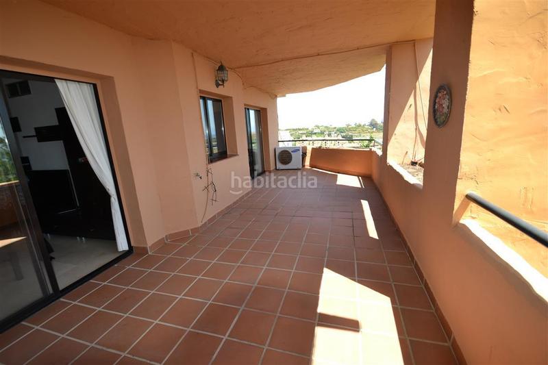 Foto c6559225-9f08-42e9-985c-5d7edea6f0e0. Apartment with parking pool in Parque Central Estepona