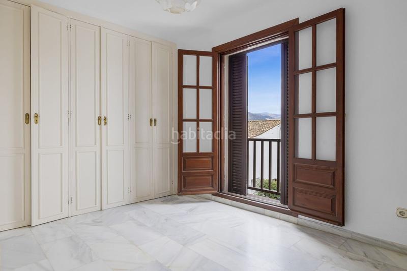 Foto ad5b4be4-64ef-4236-89df-1d941c6cd0b6. Casa a schiera con piscina in Guadalobón Estepona