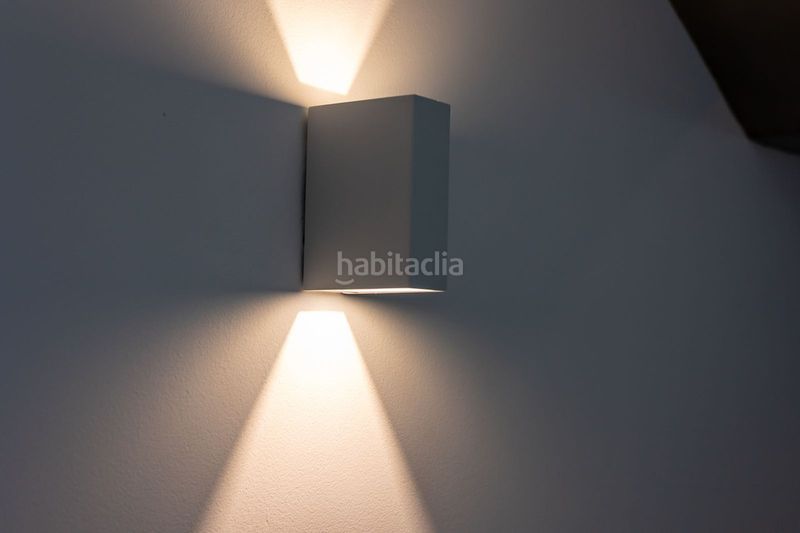 Foto 50af6ff2-84a6-46ff-b48a-a05a1824904a. Xalet amb aparcament piscina a Puerto Banús Marbella