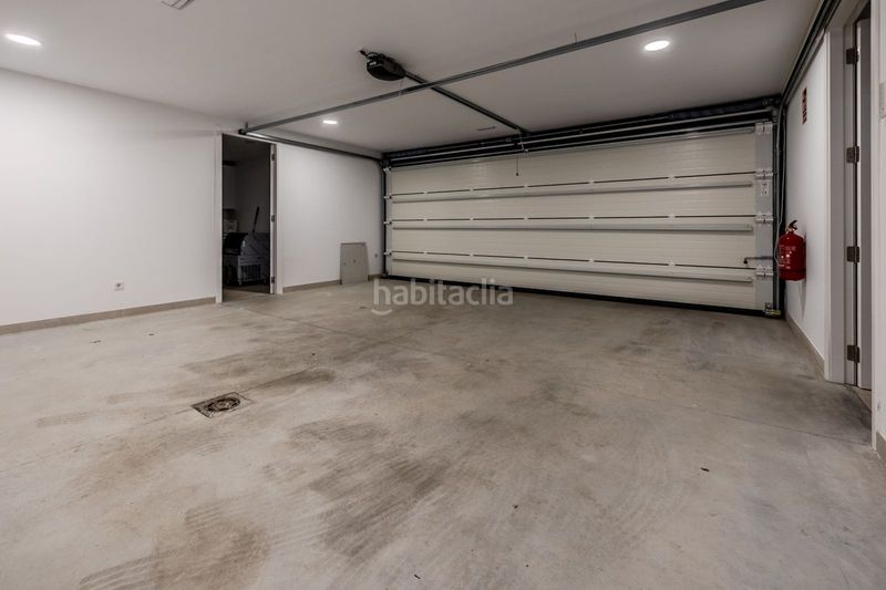 Foto ab467e1f-9e1f-43ed-a384-d23d4d07271d. Xalet amb aparcament piscina a Puerto Banús Marbella