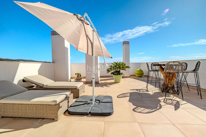 Foto 06856f73-72a5-4867-812a-1099a4054c5c. Dúplex amb aparcament piscina a Alto de los Monteros Marbella