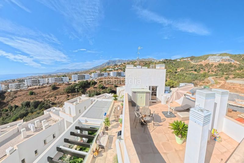 Foto 4908868f-0f45-440c-989e-7ee675ea8401. Dúplex amb aparcament piscina a Alto de los Monteros Marbella