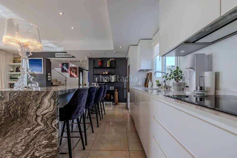 Foto 6acc49ea-d85e-432f-8b4f-605dfc07590f. Dúplex amb aparcament piscina a Alto de los Monteros Marbella