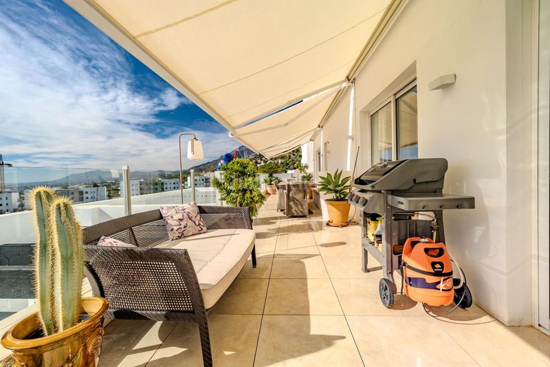 Foto 819e0821-2f69-4d93-8355-f1e64922b181. Dúplex amb aparcament piscina a Alto de los Monteros Marbella