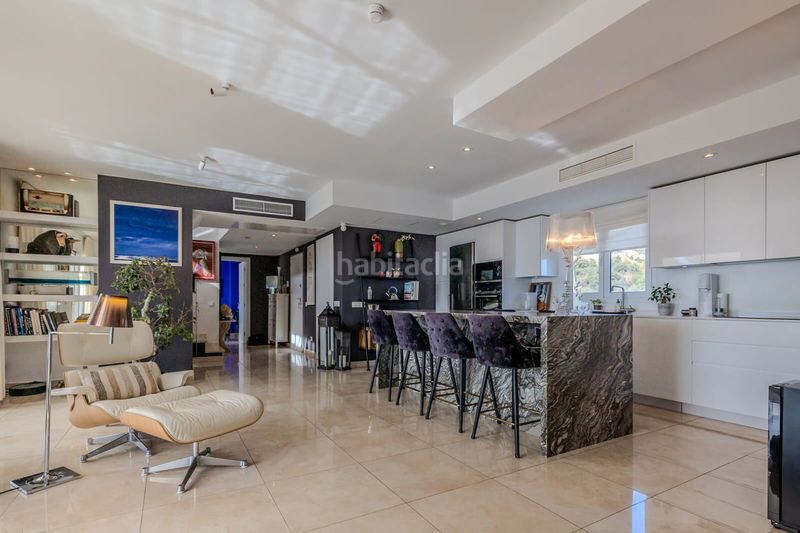 Foto a0498e87-3b38-47d5-add5-2d9cc81b6bec. Dúplex amb aparcament piscina a Alto de los Monteros Marbella